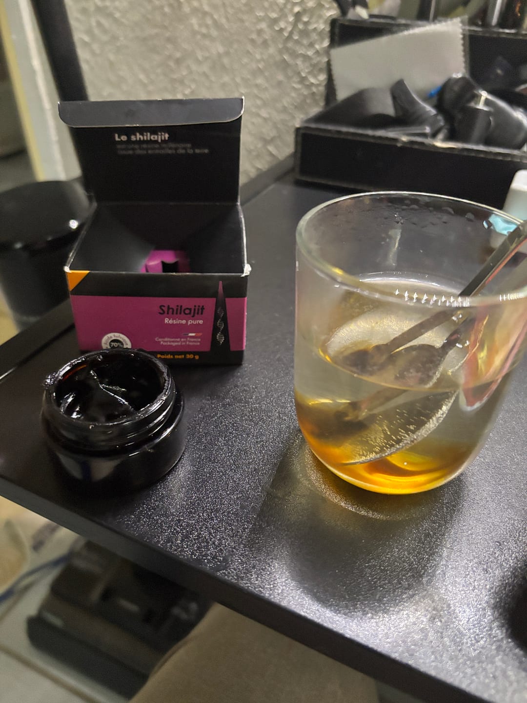 Customer photo review of Résine de Shilajit : Pure 100% - 30g - 2 mois
