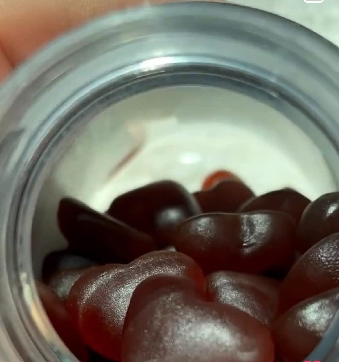 Customer photo review of Vegan Collagen Booster Vitamin Gummies