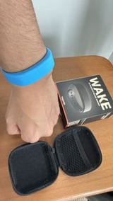 Customer photo review of WAKE™ – La sveglia vibrante per bambini