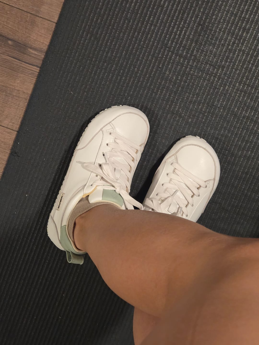 Customer photo review of Zapatilla A1. Blanca Romero