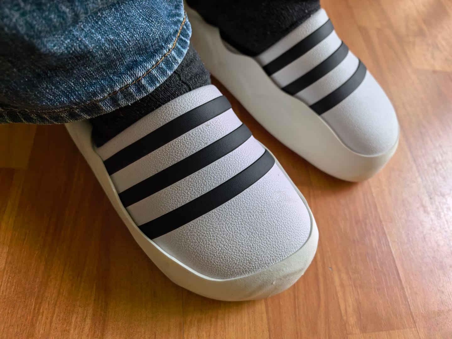 Customer photo review of GLIDE SOLES - WHITE