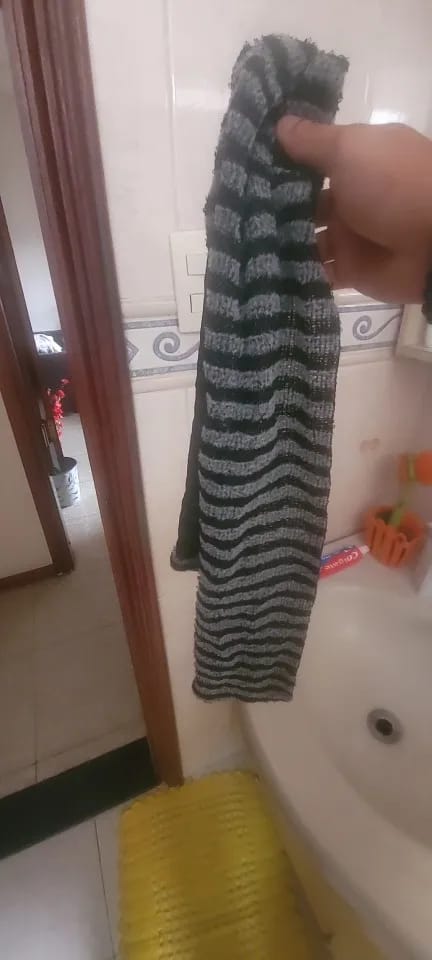 Customer photo review of SilverScrub™ Exfoliating Towel