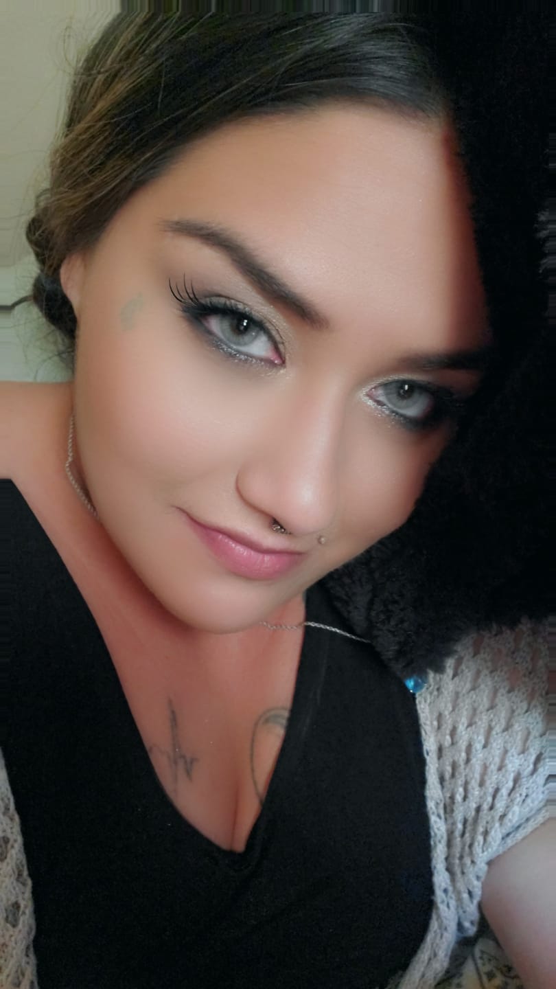 Customer photo review of FANTASY SNOW FLAKE Prescription Colored Contact Lenses
