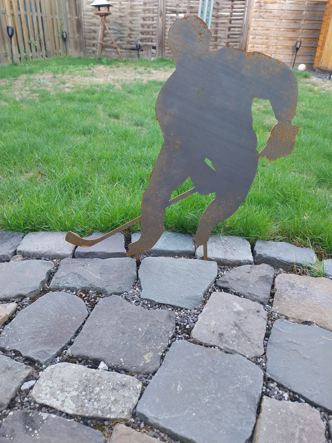 Customer photo review of Gartenstecker Eishockeyspieler