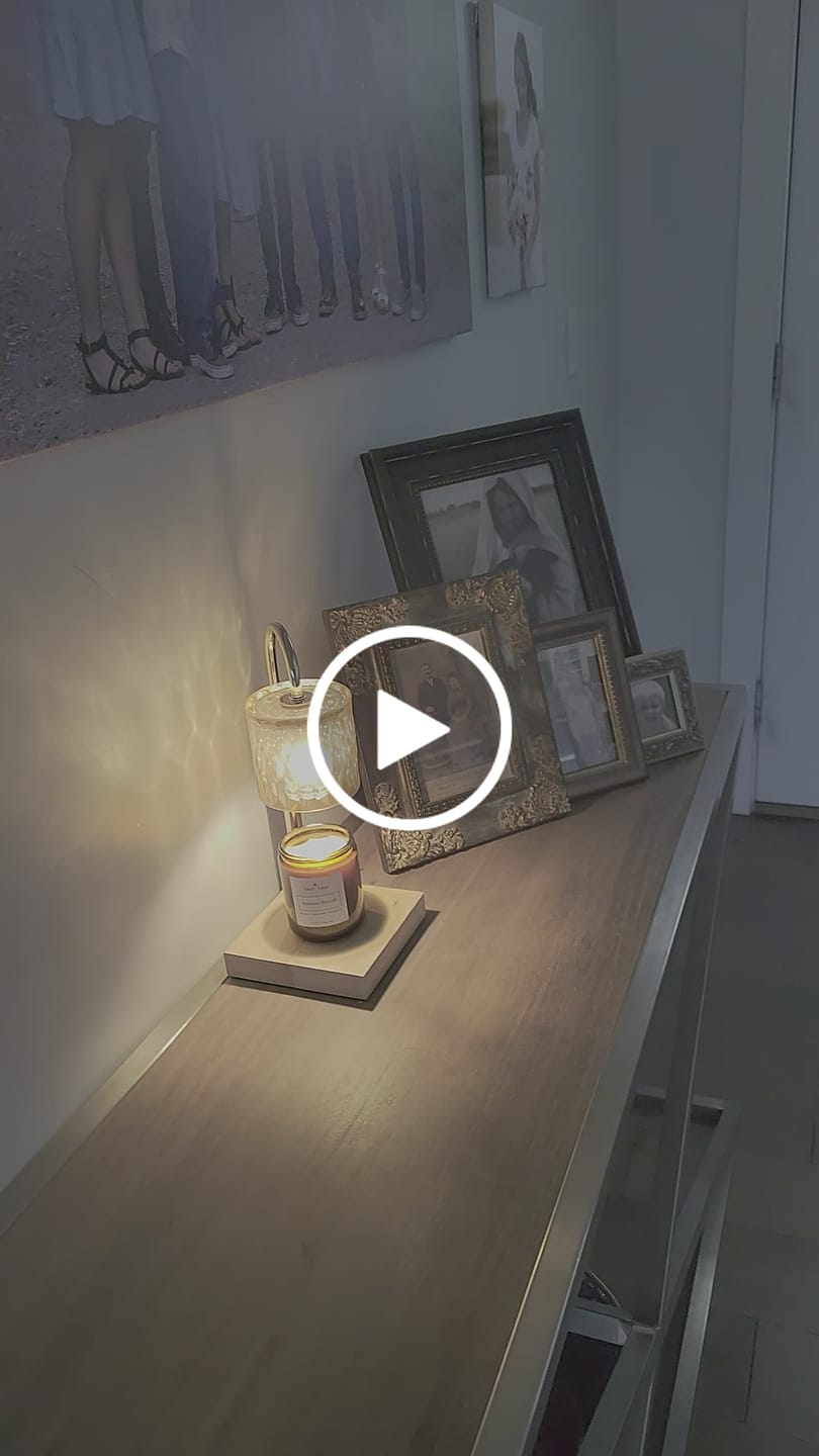 Customer video review of Autumn Woods Beeswax Candle