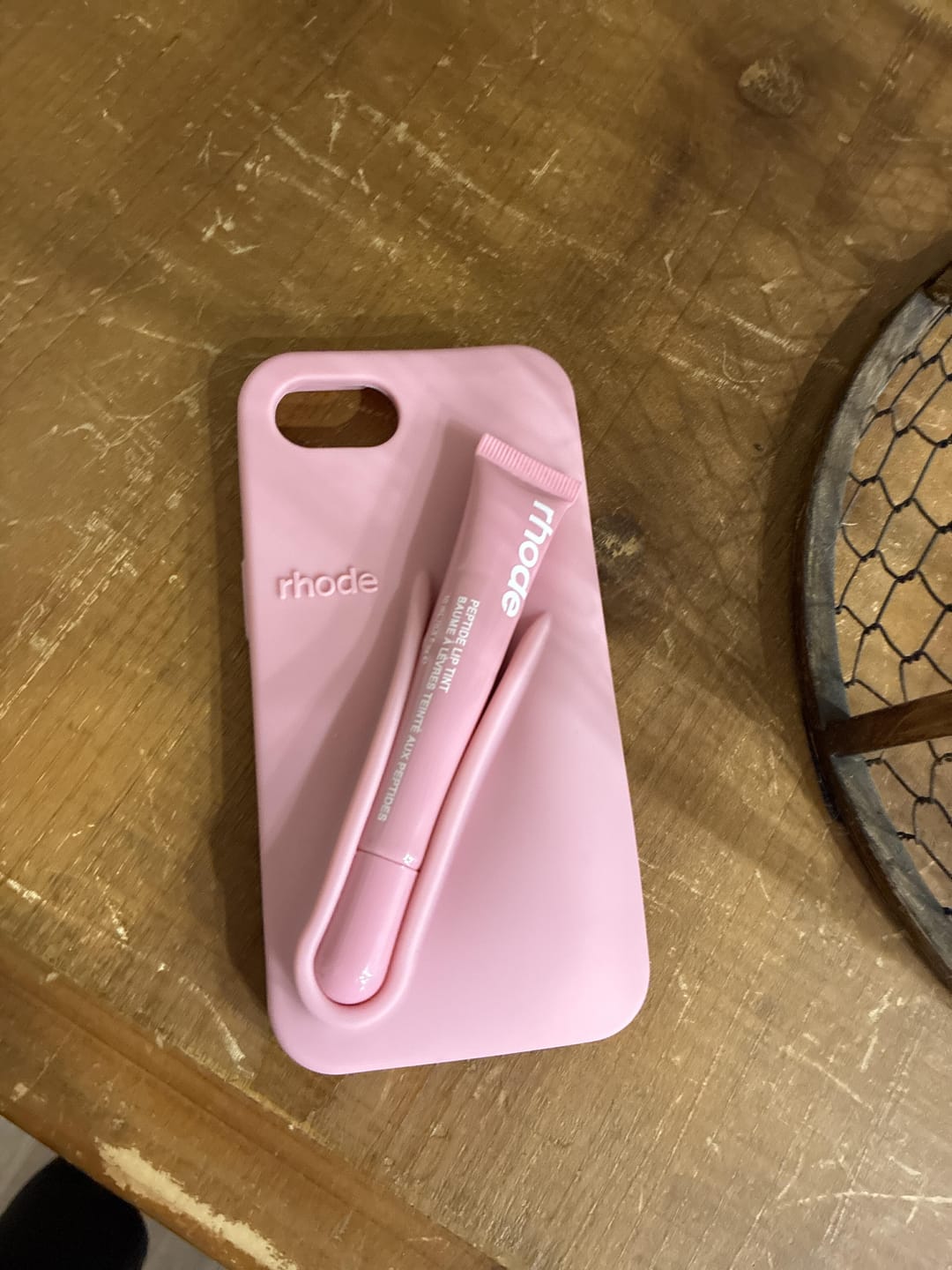 Customer photo review of Rhode Phone Case Ribbon