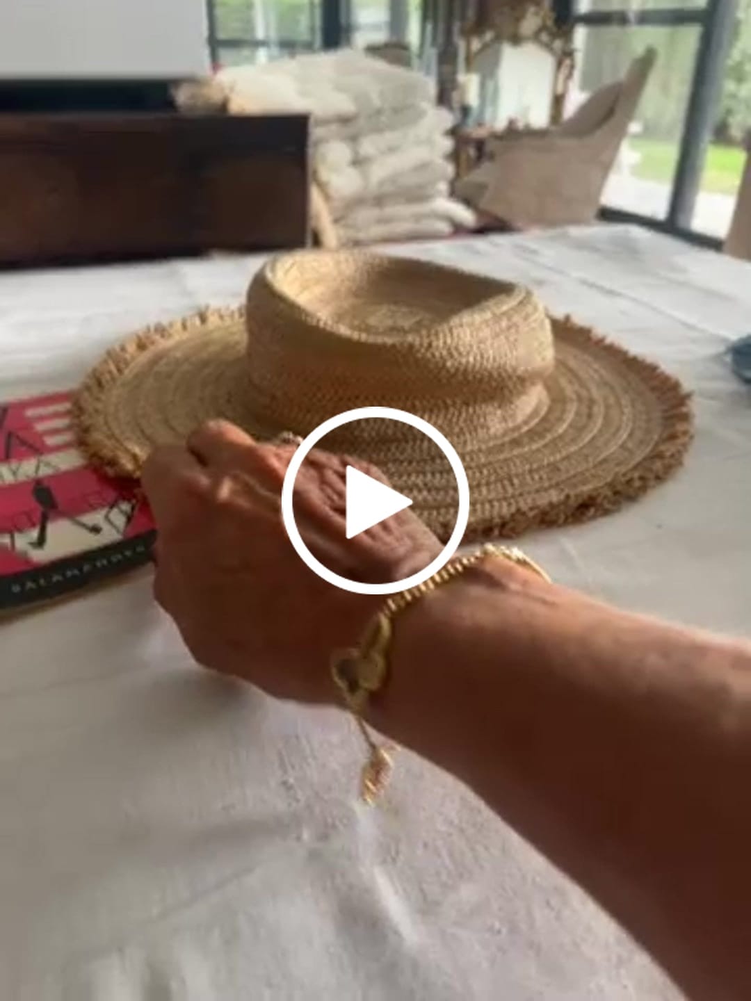Customer video review of VCA Lucky Vintage 4 Motifs Gold Bracelet