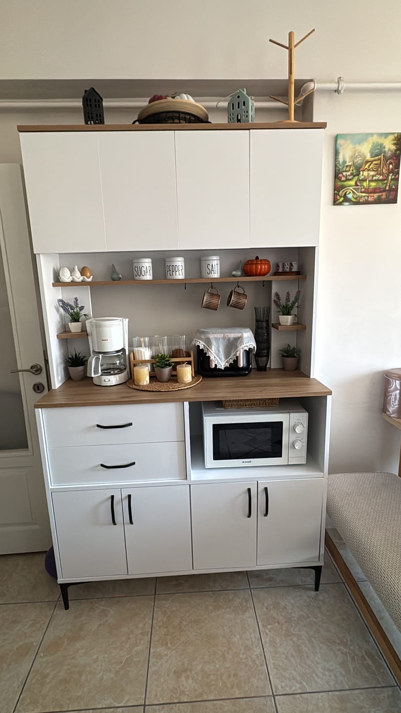 Customer photo review of Rani JE208 Çok Amaçlı Dolap 8 Kapaklı 2 Çekmeceli Kiler Mutfak Dolabı  Beyaz - Sepet Ceviz