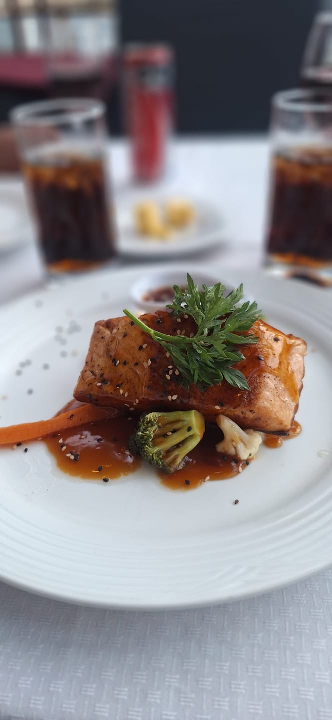 Customer photo review of Menú Golden