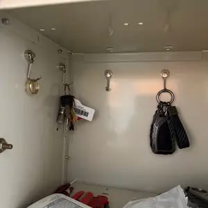 Customer photo review of Organizzazione Salvaspazio Ganci Magnetici Resistenti 30LBS 8
