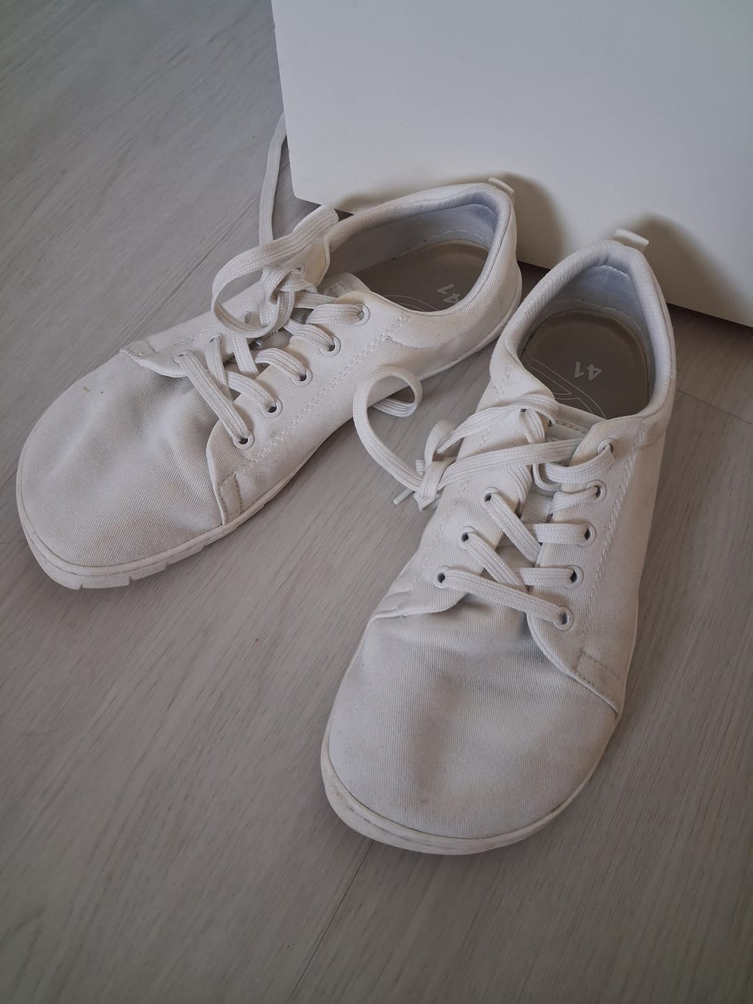 Customer photo review of Vaistoa Rento 2 -paljasjalkatennarit