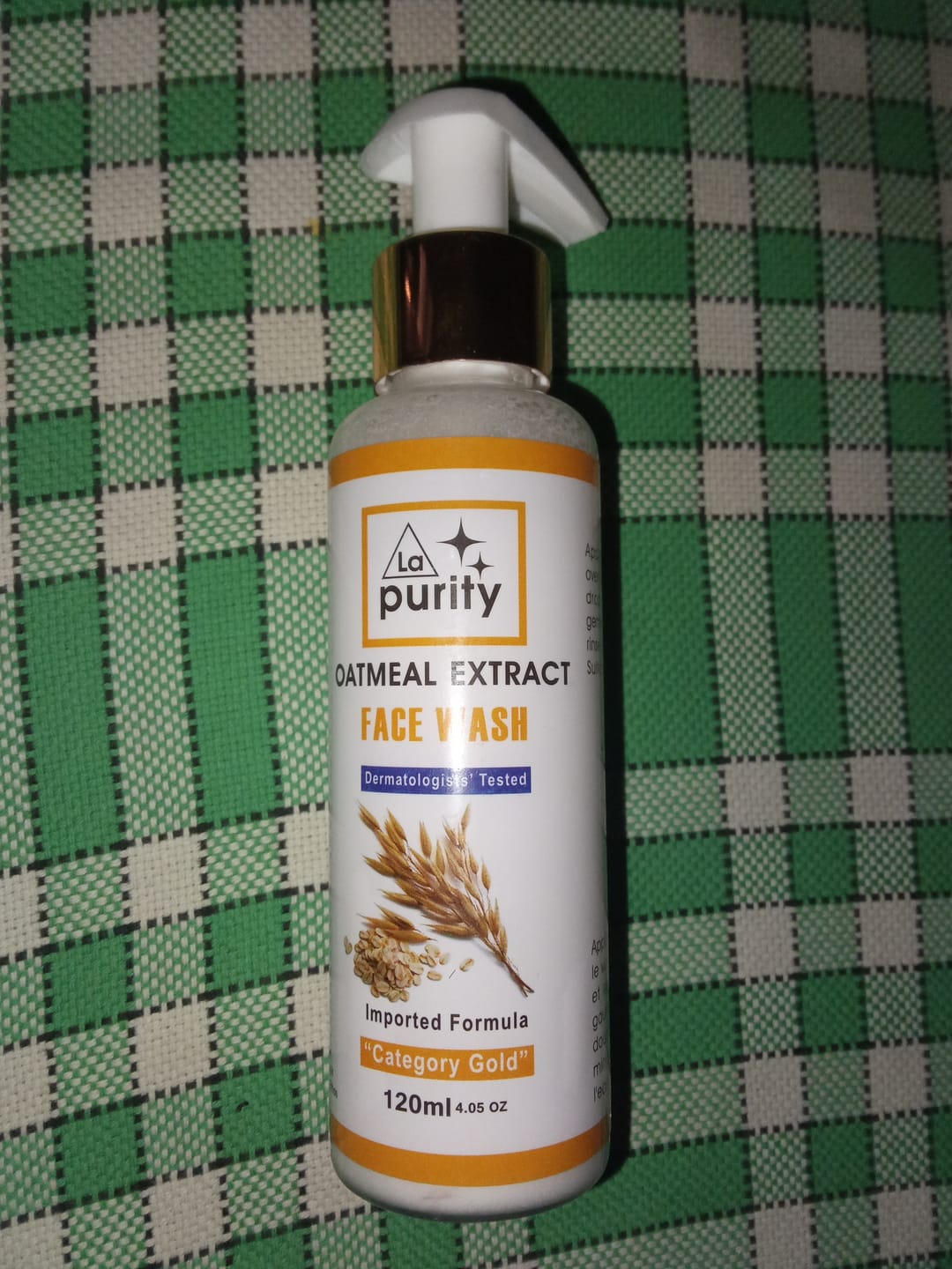 Customer photo review of Oatmeal Facewash
