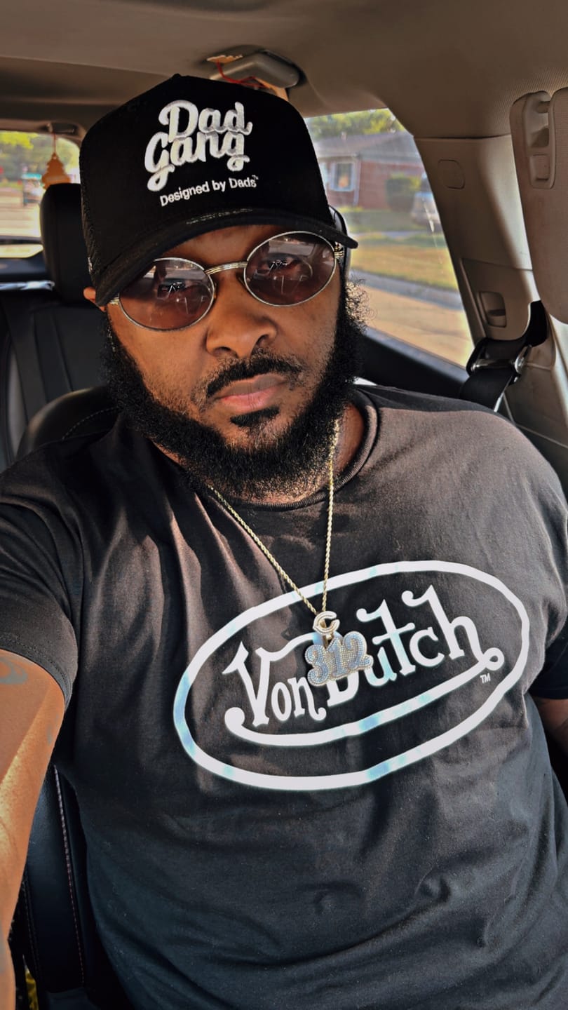 Customer photo review of Retro wood Sunglasses