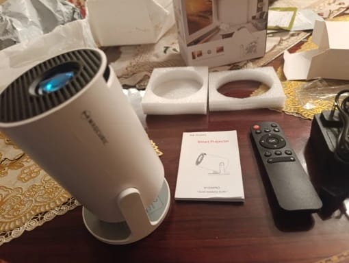 Customer photo review of Mini Proyector Smart 180 VELTRIX™