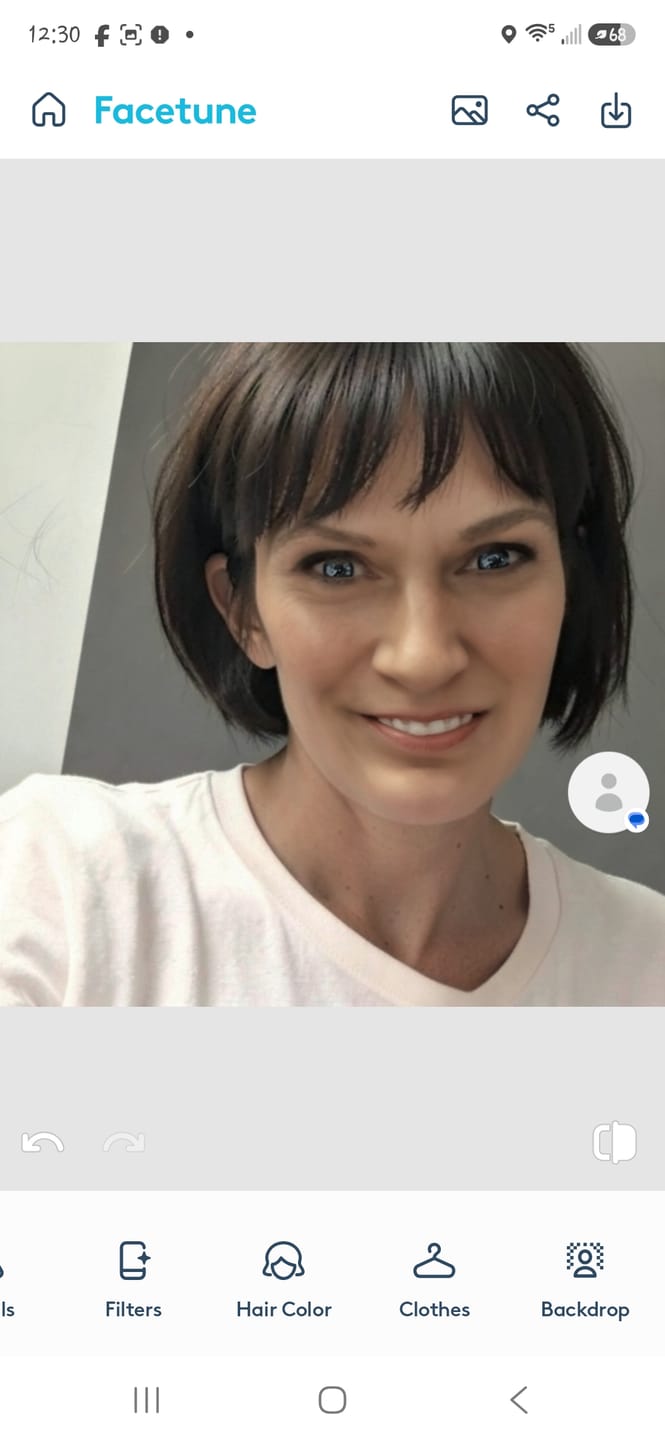 Customer photo review of BEESWAX PONY GRAY Colored Contact Lenses