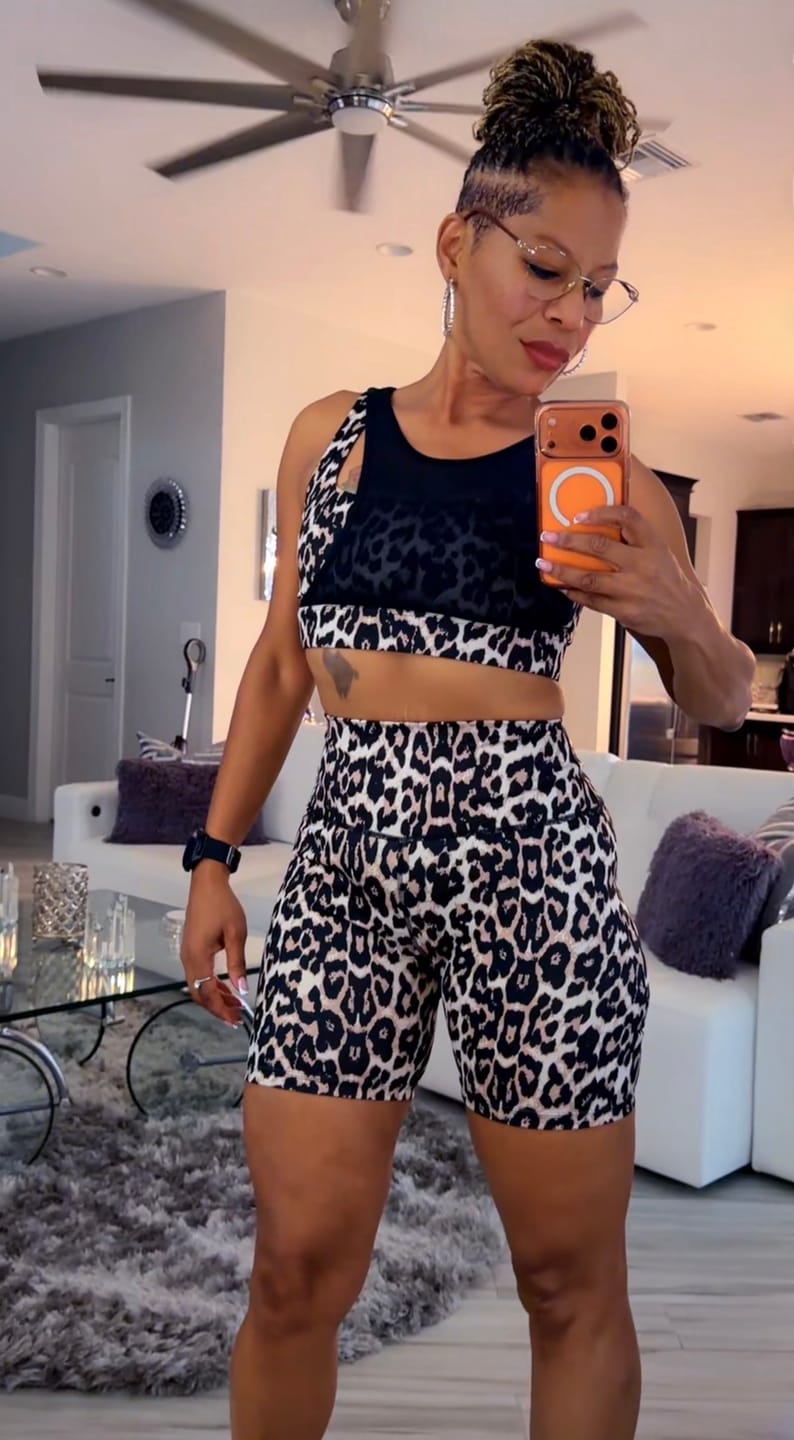 Customer photo review of Rock 'n' Roll Z- Lift High Waisted Biker Shorts