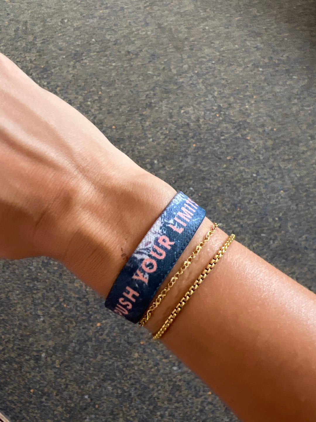 Customer photo review of Push Your Limits - Elastisches Armband