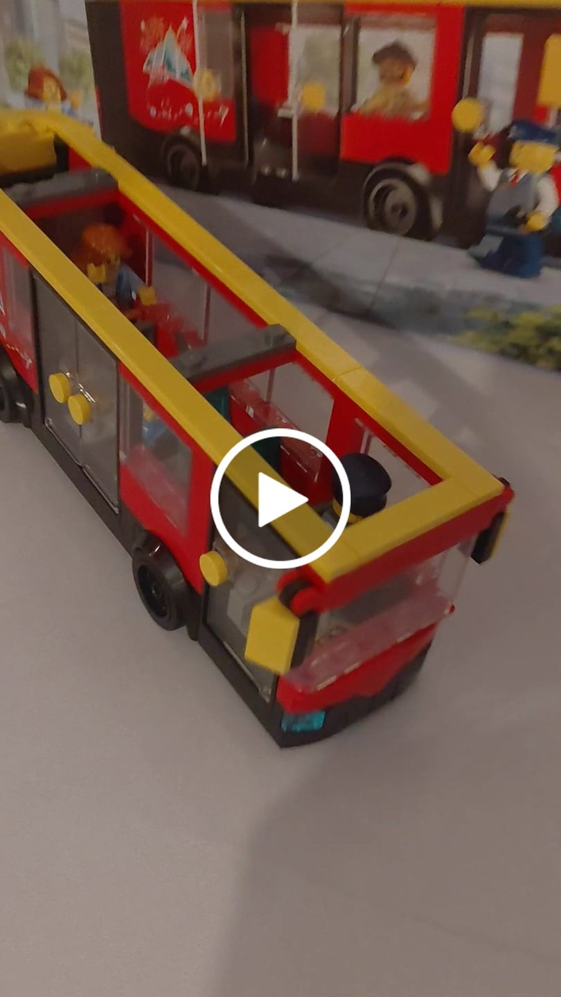 Customer video review of AUTOBÚS TURÍSTICO ROJO DE DOS PLANTAS
