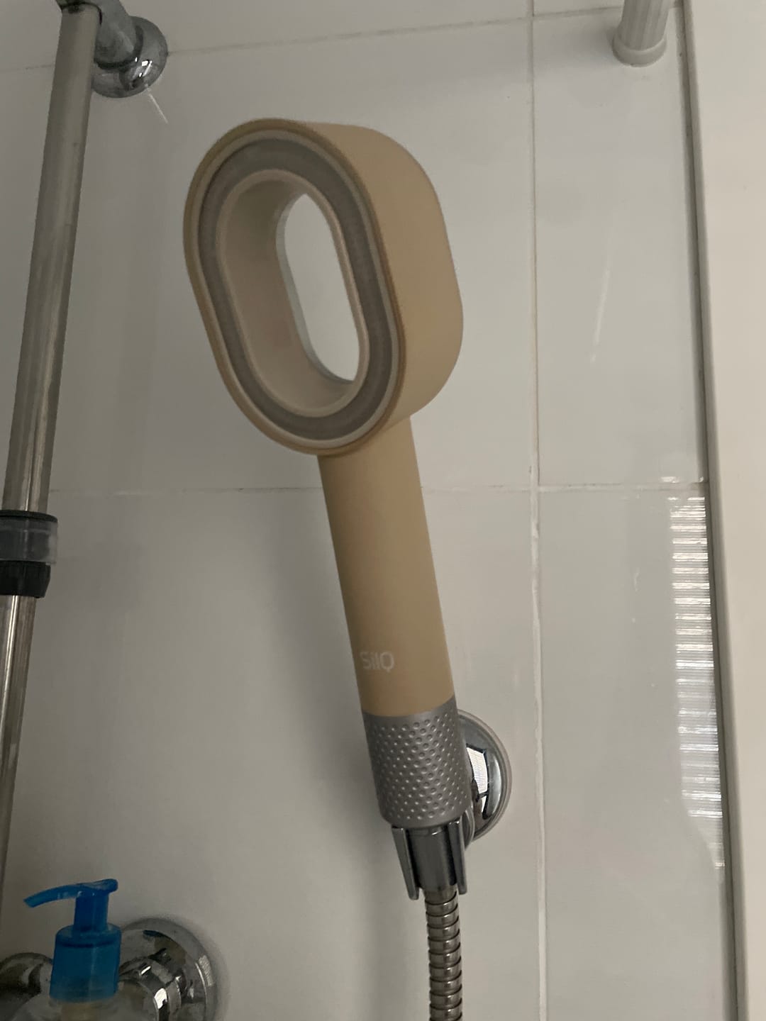 Customer photo review of Q head