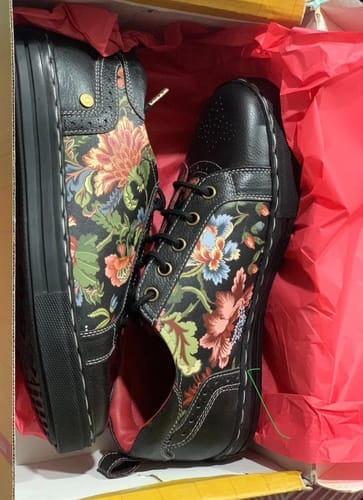 Customer photo review of Bageecha Core Sneaker – Coal