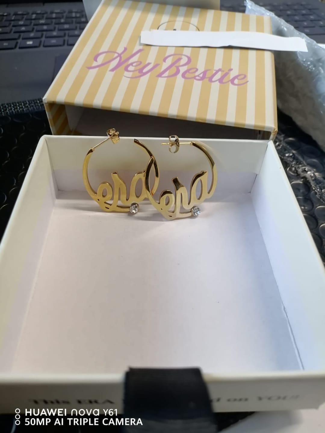 Customer photo review of Gold Mini Era Logo Hoops