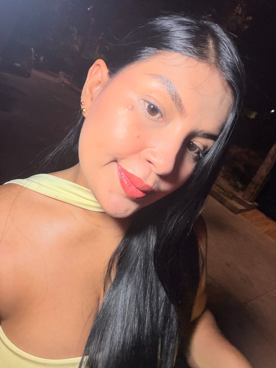 Customer photo review of LLUVIA DE ESTRELLAS TONO DORADO