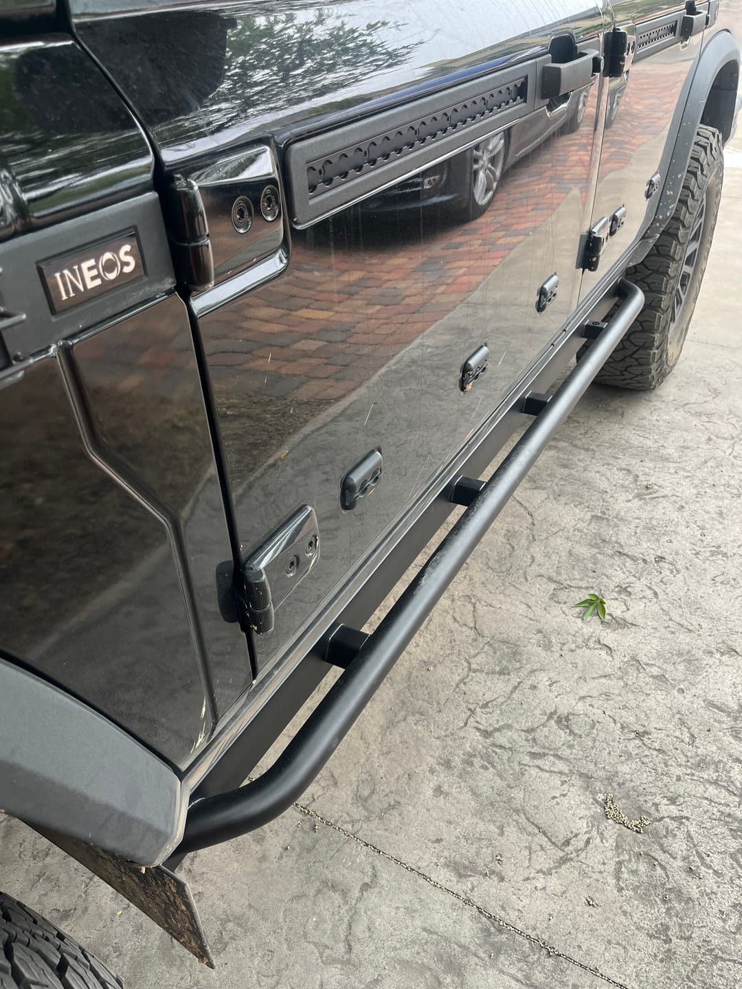 Customer photo review of Ineos Grenadier Rock Slider Kit (2023+ Ineos Grenadier Station Wagons)