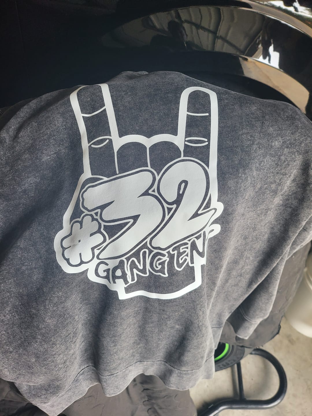 Customer photo review of 32 GANG PREMIUM+ HOODIE