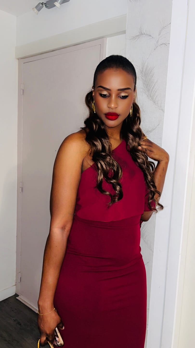 Customer photo review of ATIM PONYTAIL GOLDEN BROWN