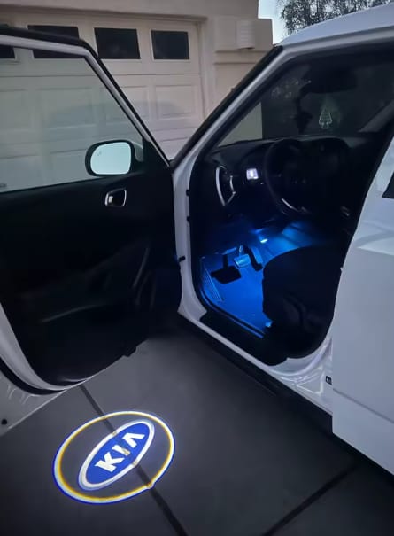 Customer photo review of Proyector Led Logo Personalizado 2 Piezas