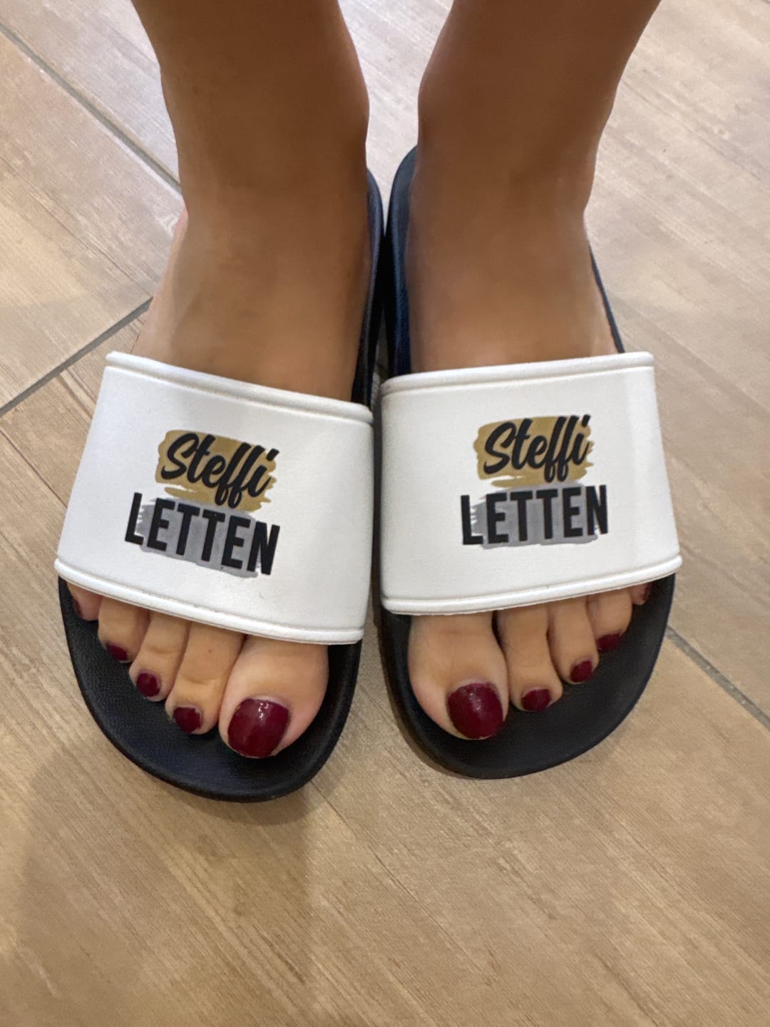Customer photo review of Deine Letten - Personalisierte Badeschlappen mit Name