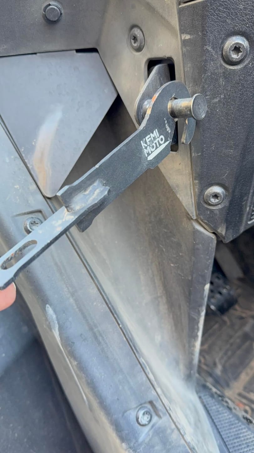 Customer photo review of 3.5" Door Latches Extender 1 Pair Anti-rust for 2014-2023 RZR