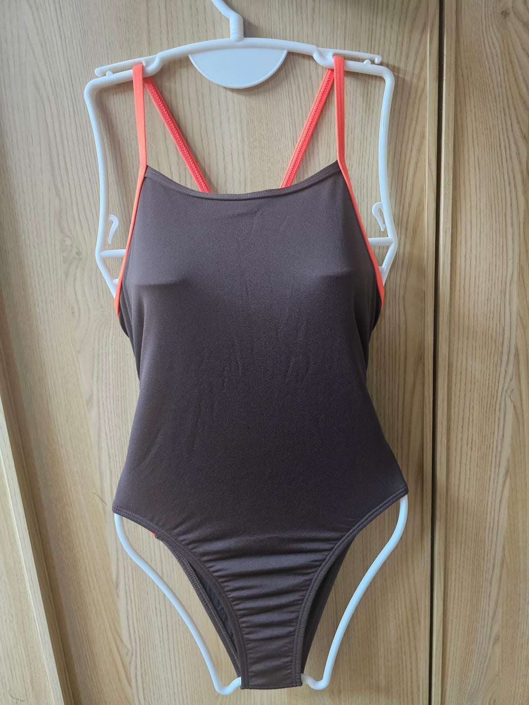 Customer photo review of LENNOX ONE PIECE - Cacao|Blaze