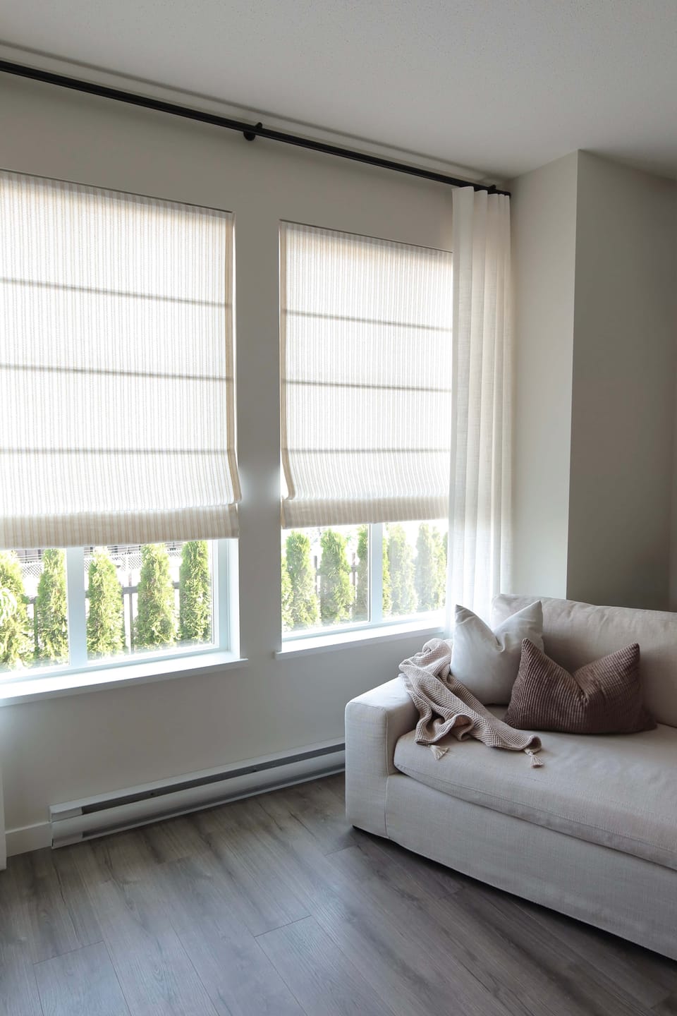 Customer photo review of Willow Custom Motorized Roman Shades