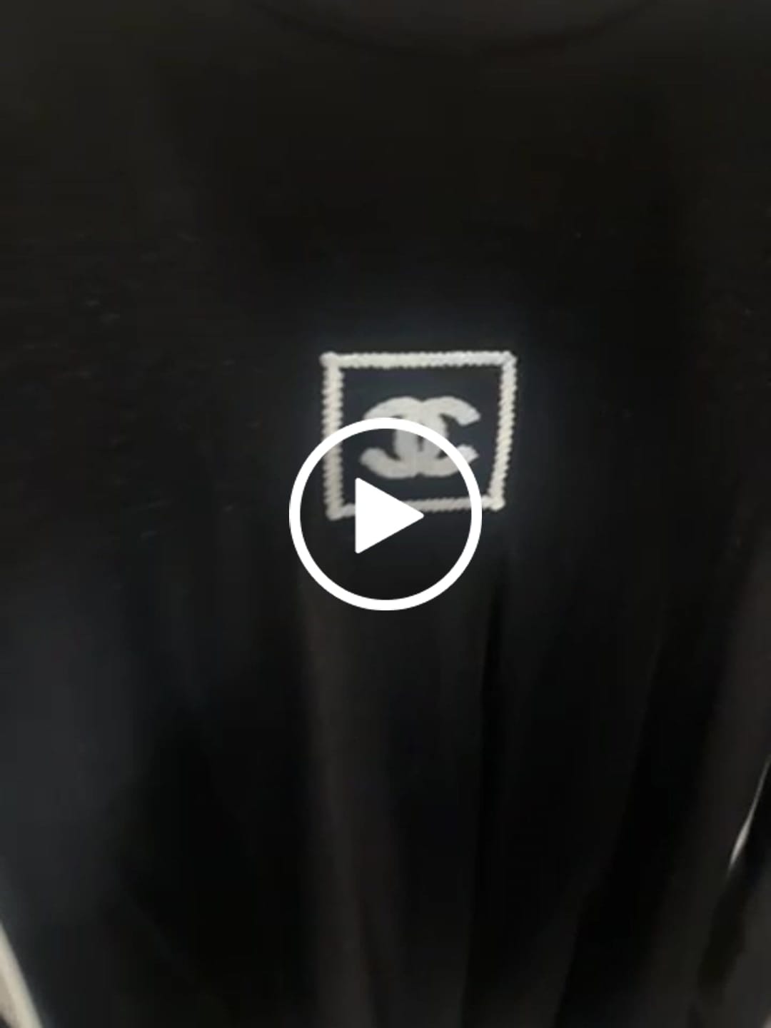 Customer video review of CHANEL 25S LONG SLEEVE T SHIRT STYLE 105