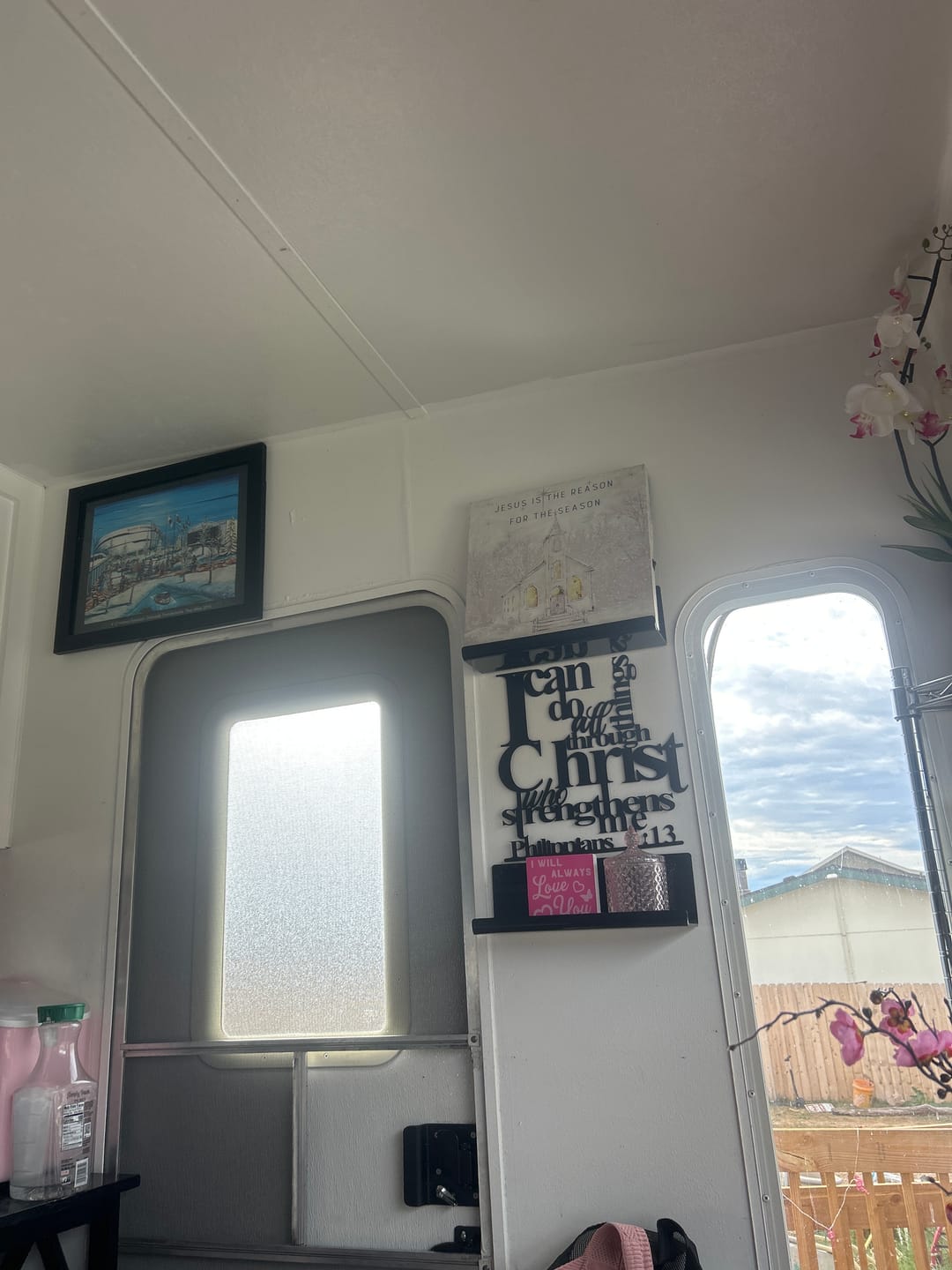 Customer photo review of Christianartworkshop Philippians 4:13 I Can Do All Things Metal Wall Decor: Christ’s Strength for Your Walls