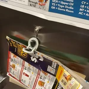 Customer photo review of Organizzazione Salvaspazio Ganci Magnetici Resistenti 30LBS 8