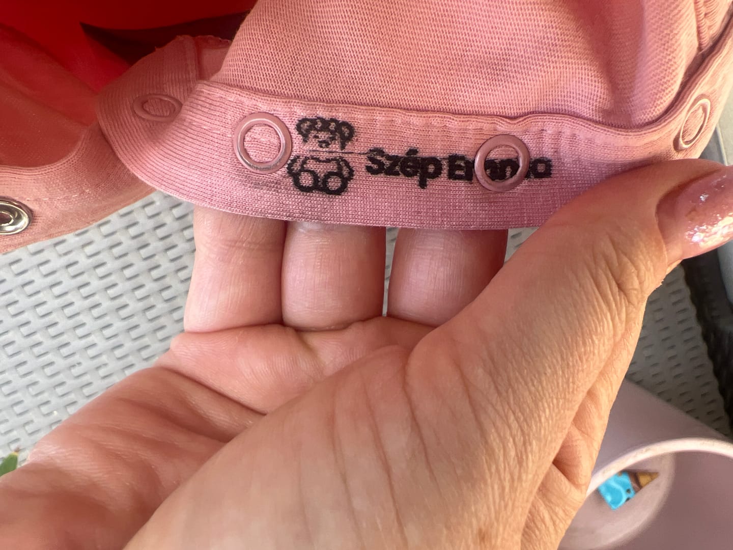 Customer photo review of Stampie - Egyedi Ruhajelölő Pecsét