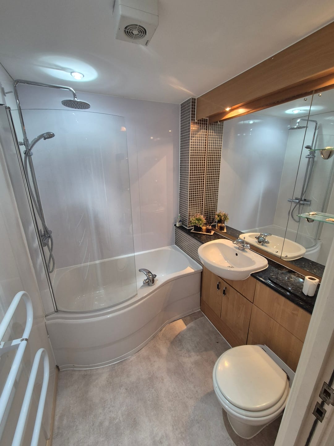 Customer photo review of Premium White Gloss Shower Wall Panel – 1M x 2.4M
