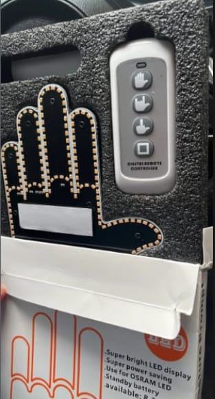 Customer photo review of Emoticar™