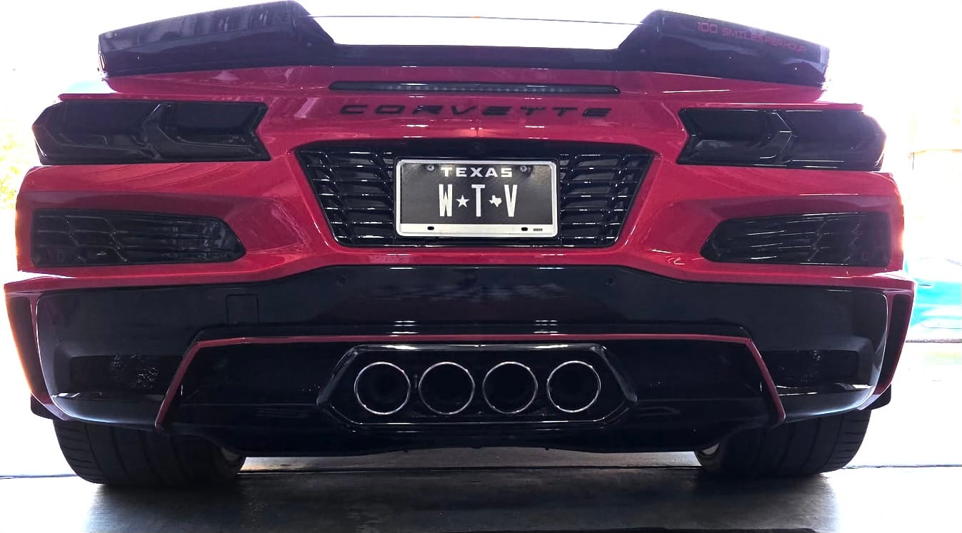 Customer photo review of 2023-Up Corvette C8 Z06 Rear Bumper Finned Diffuser