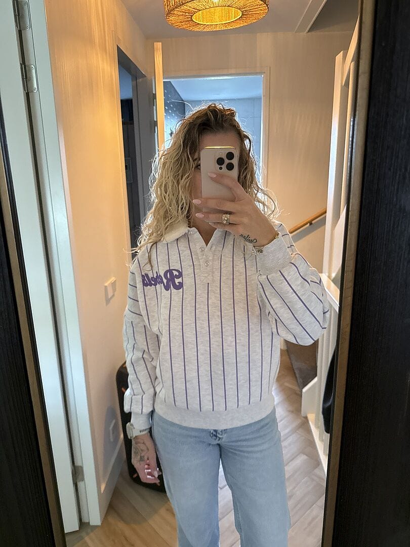 Customer photo review of Baseball Striped Collar Sweat | Light Grey Melange / Lilac