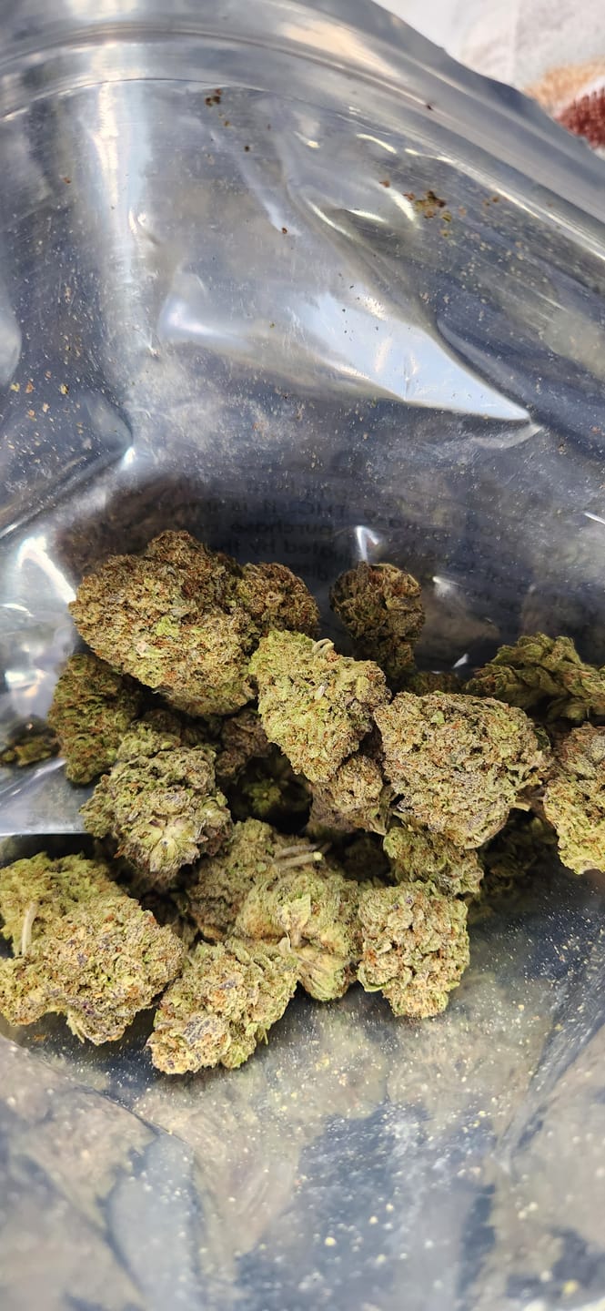 Customer photo review of Gorilla Glue THCA Flower (Purple Cut)