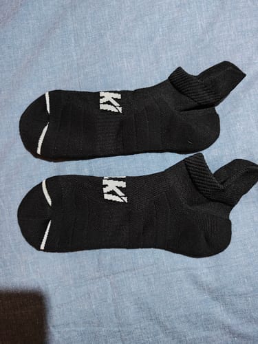 Customer photo review of Calcetín Tobillero Tilki Lehinde