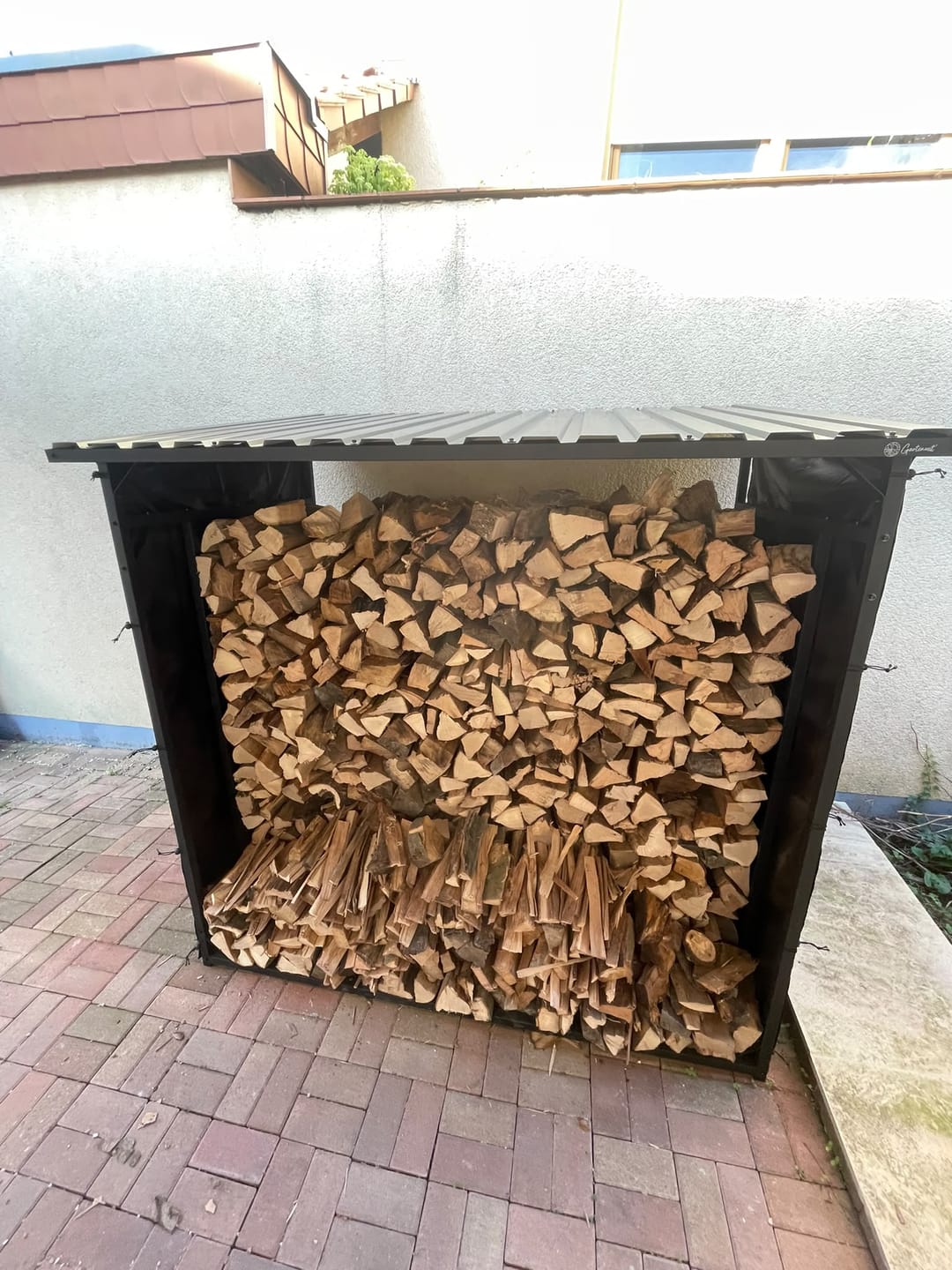 Customer photo review of Gartenzeit® Premium Kaminholzregal für den Außenbereich – 70 cm / 105 cm, extra stabil & wetterfest