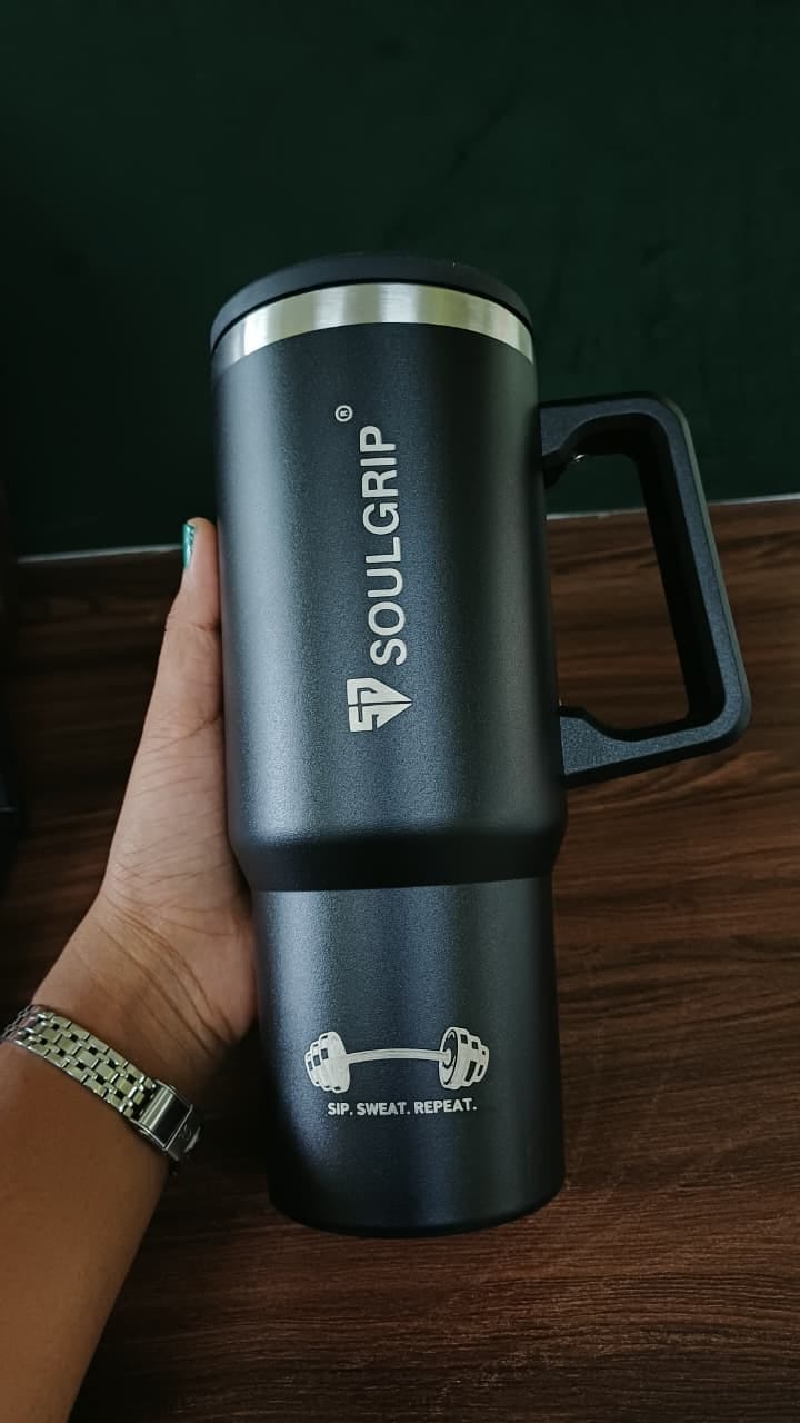 Customer photo review of HydraCarry 900ML Insulated Tumbler