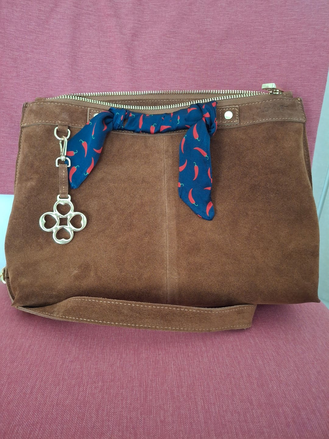 Customer photo review of BORSA SOFY CAMOSCIO MARRONE