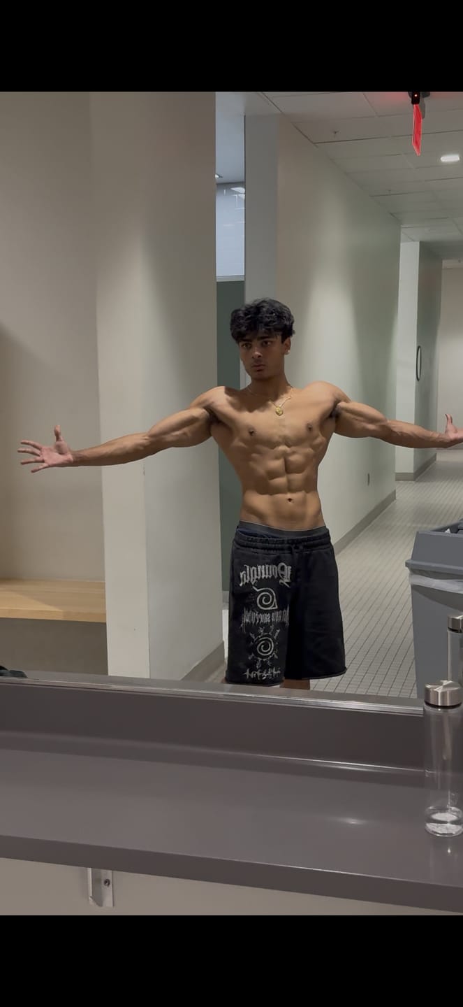 Customer photo review of 1002 - Naruto Sweat Shorts