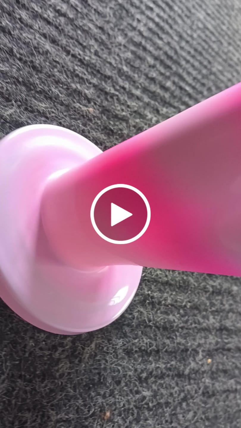 Customer video review of Milky Pink Colored Pattern Solid Glass Waterpipe 32cm