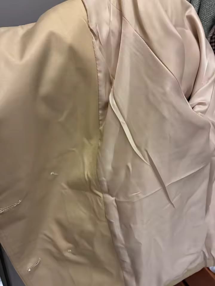 Customer photo review of Trench Velora